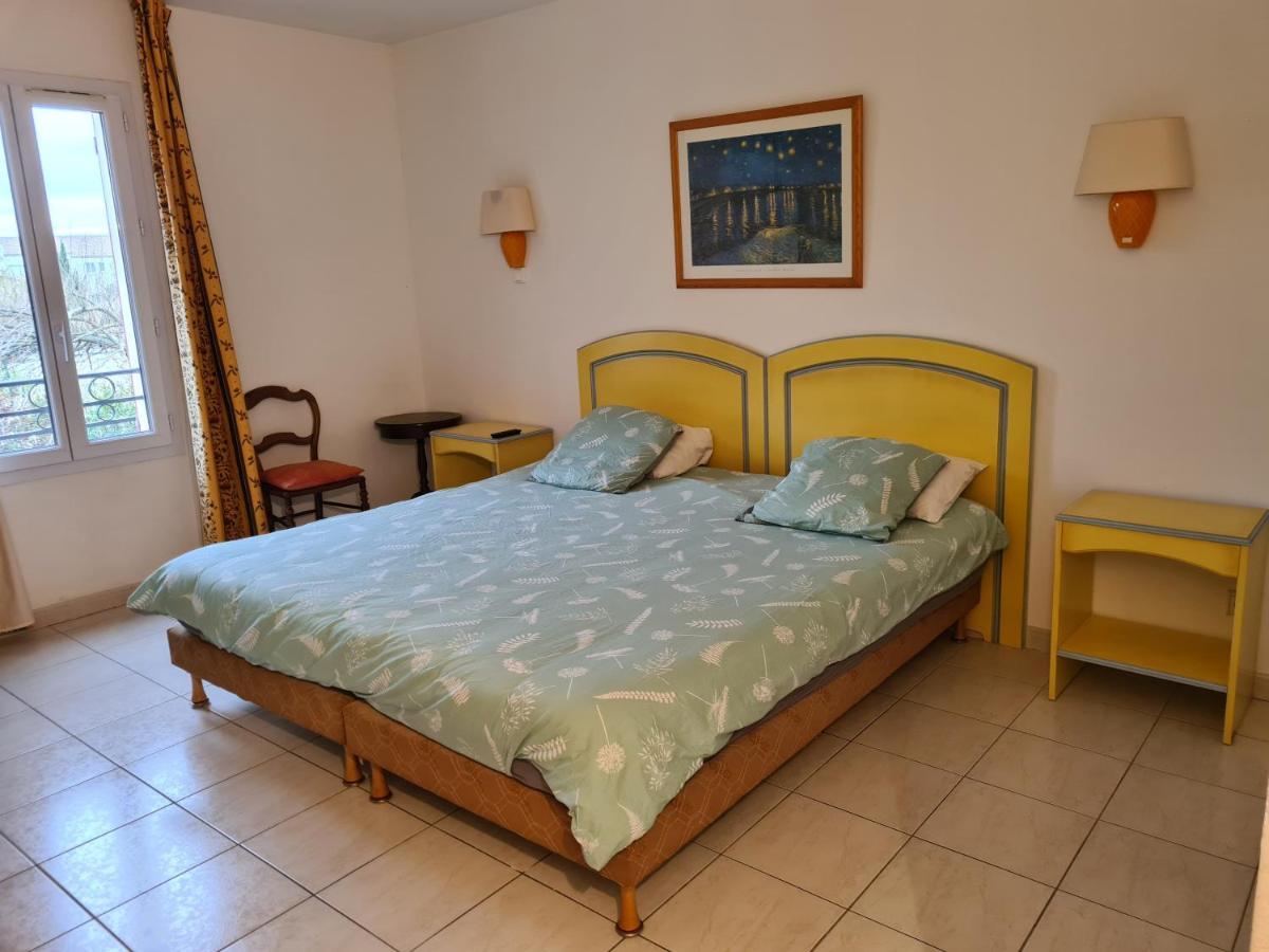 Вилла Joli Mazet Provencal De Camargue Арль Экстерьер фото